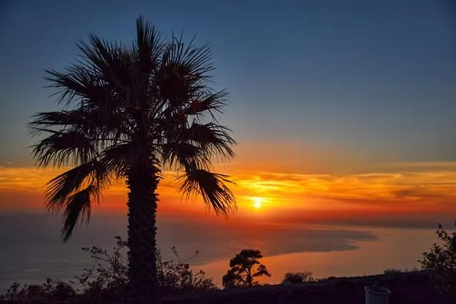 Апартаменты Aprtamento Rural, Vistas Al Mar El Hierro El Pinar  0*, El Pinar (El Hierro)